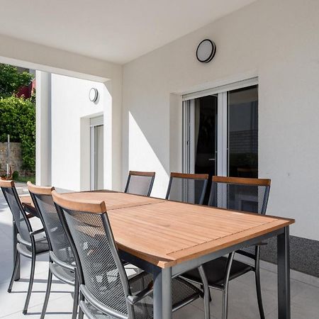 Peaceful Haven Near The Sea-Apartments Torlak Rab Banjol 外观 照片