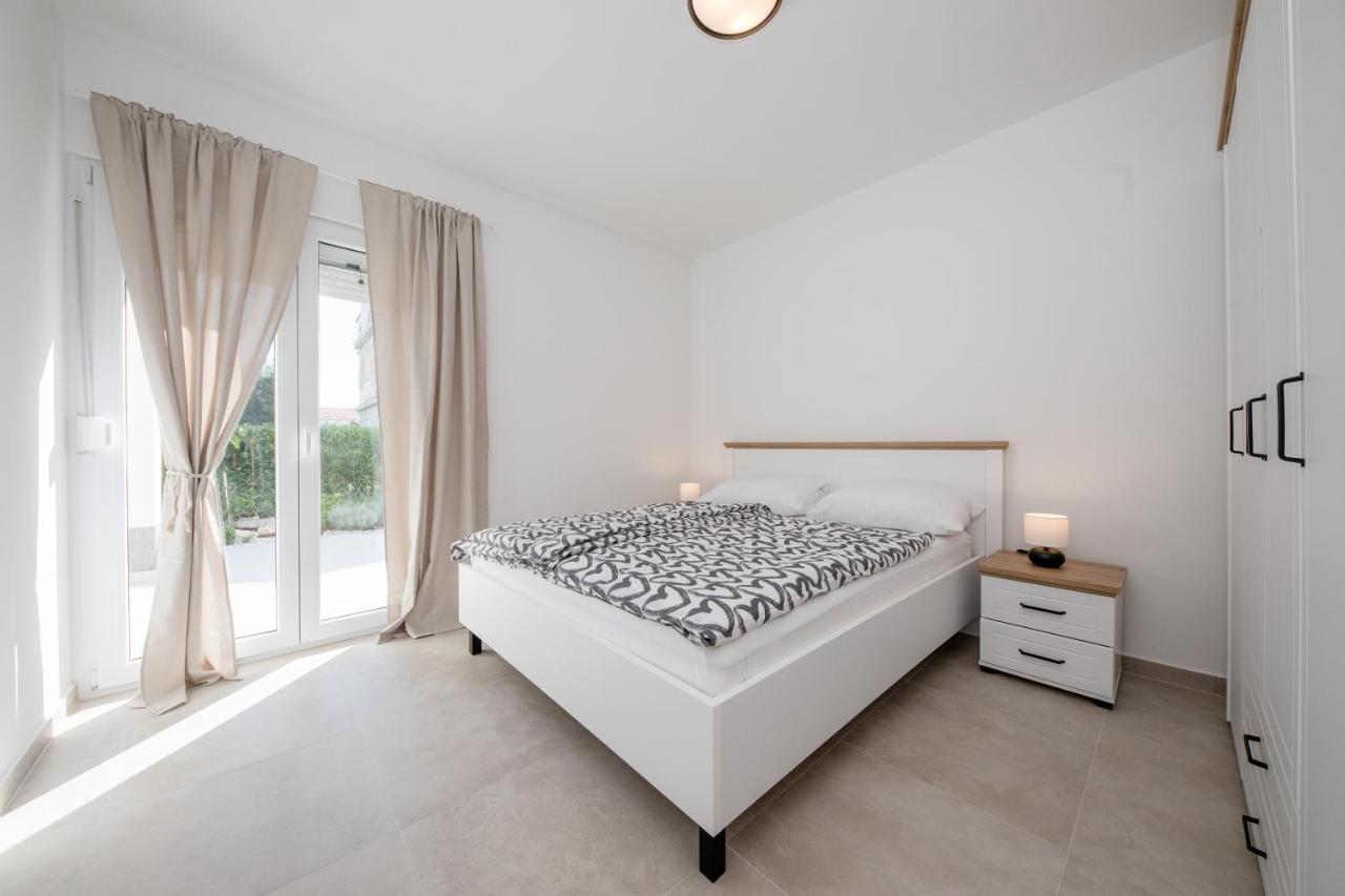 Peaceful Haven Near The Sea-Apartments Torlak Rab Banjol 外观 照片