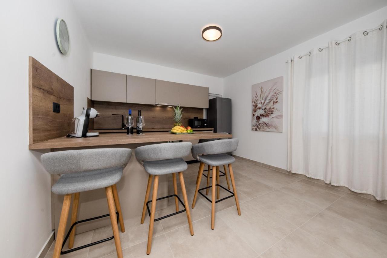 Peaceful Haven Near The Sea-Apartments Torlak Rab Banjol 外观 照片